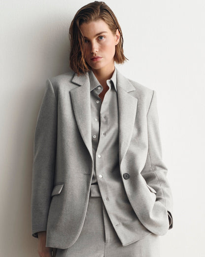 The Unisex Shirt in Light Grey