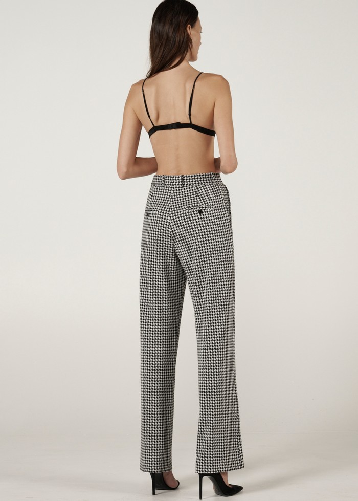 THE LONG LEGGED PANTS