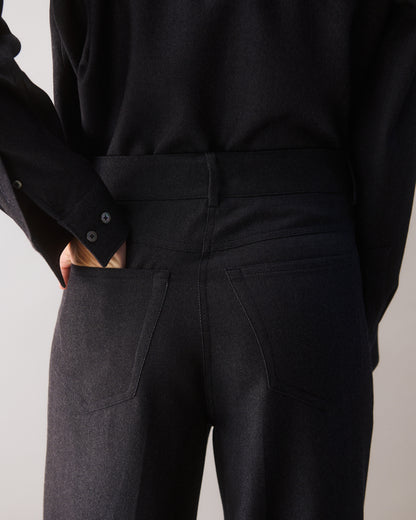 The Bootcut Pants in Dark Navy
