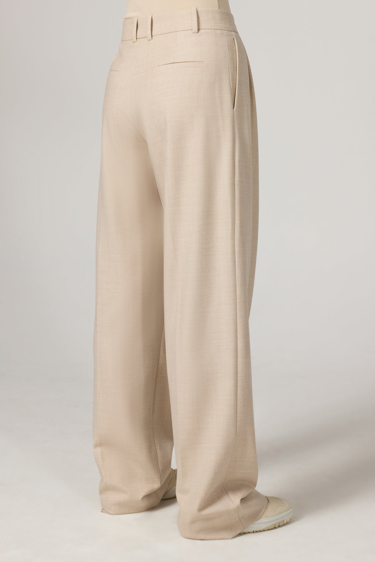 THE DOLCE VITA PANTS