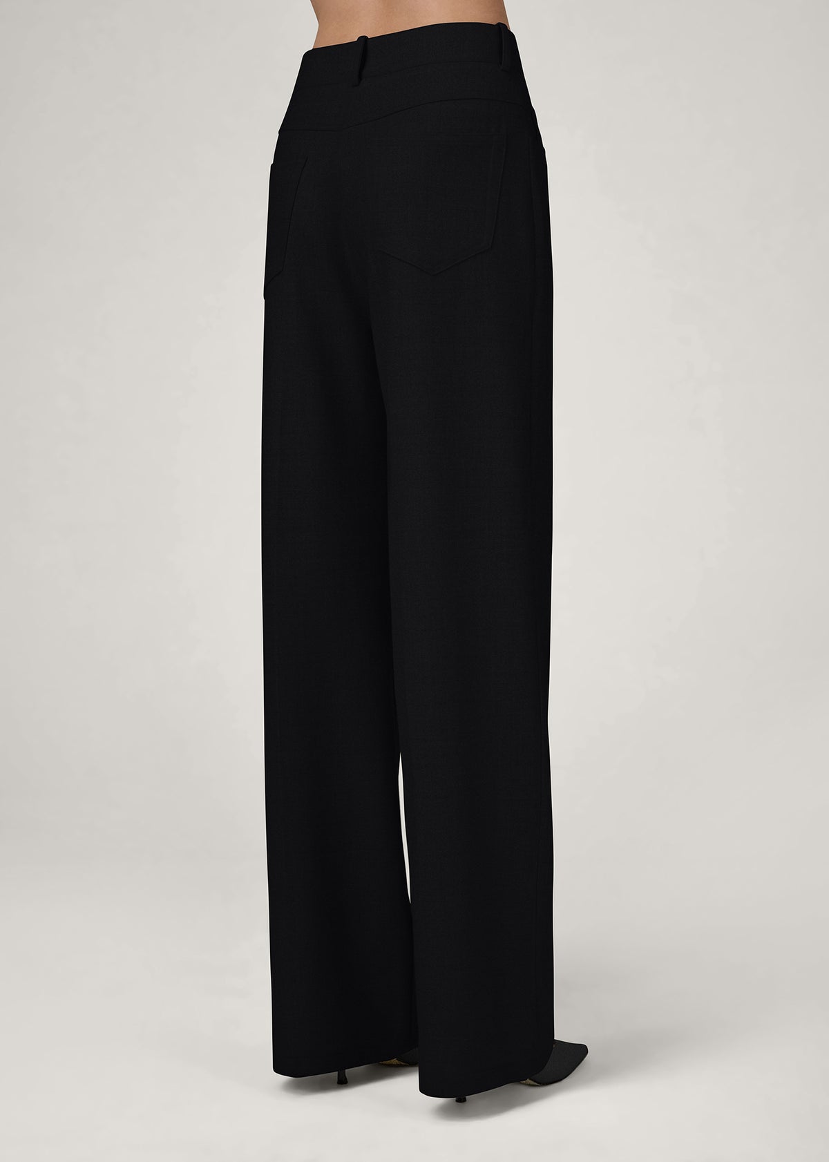 The Bootcut Pants in Black
