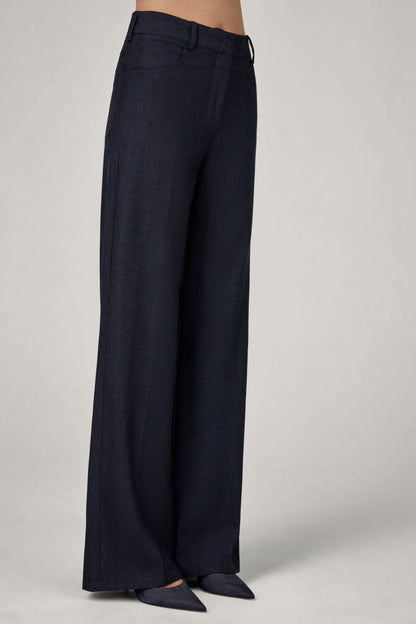 The Bootcut Pants in Dark Navy