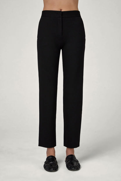 The Universal Pants in Tonal Black