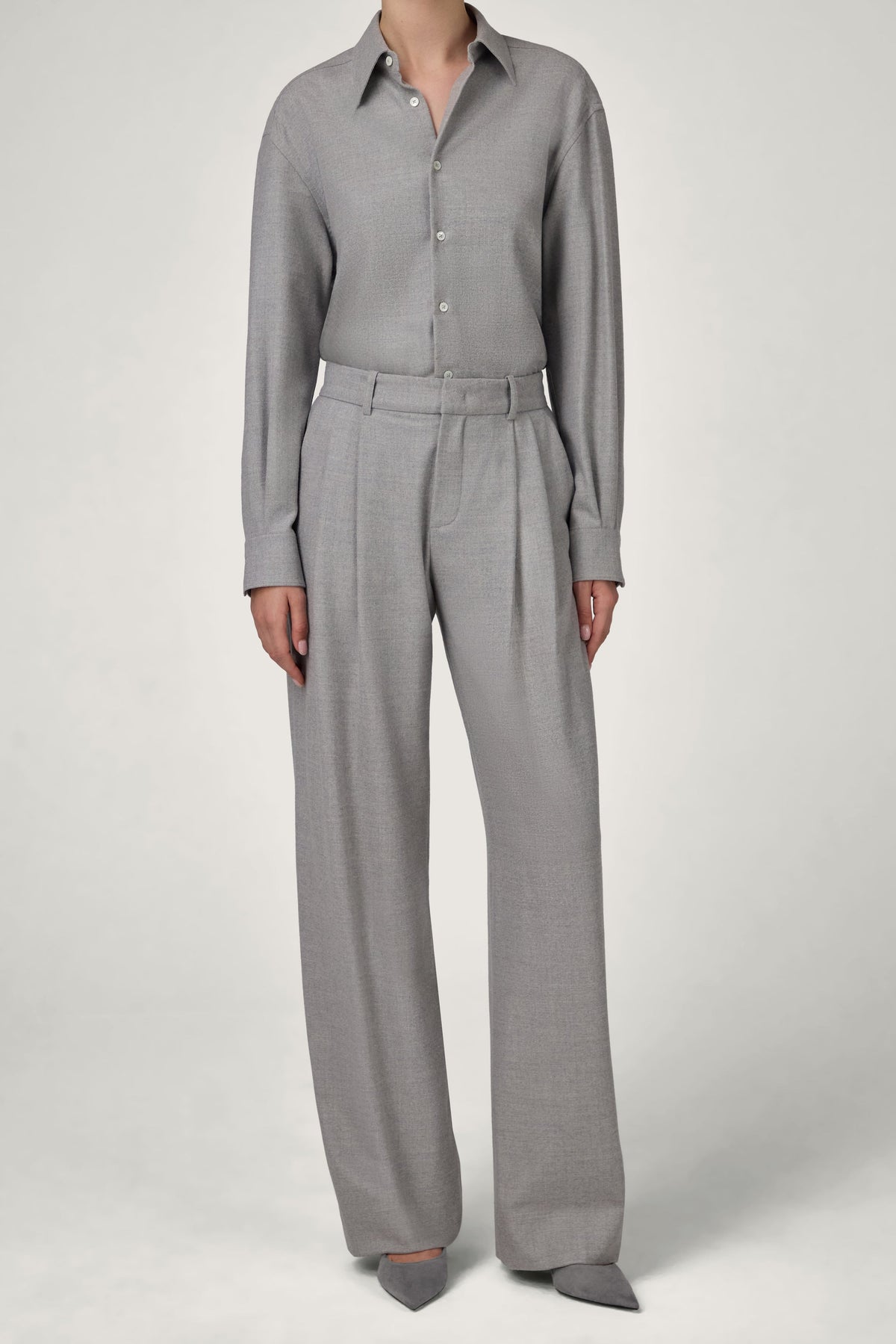 The Dolce Vita Pants in Light Grey